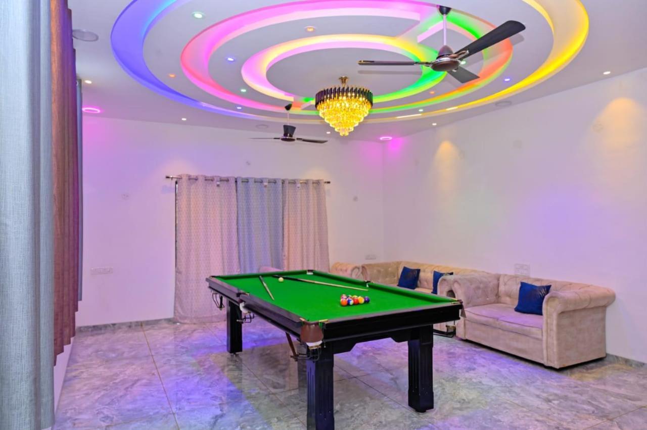 Fun Square Villa Лонавала Экстерьер фото